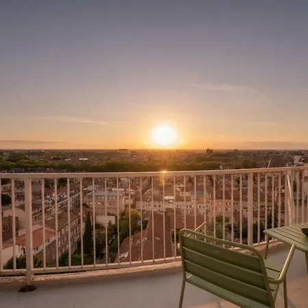 Beautiful Panoramic View - Ac Climatisation - Hypercentre - 5min Metro Francois Verdier